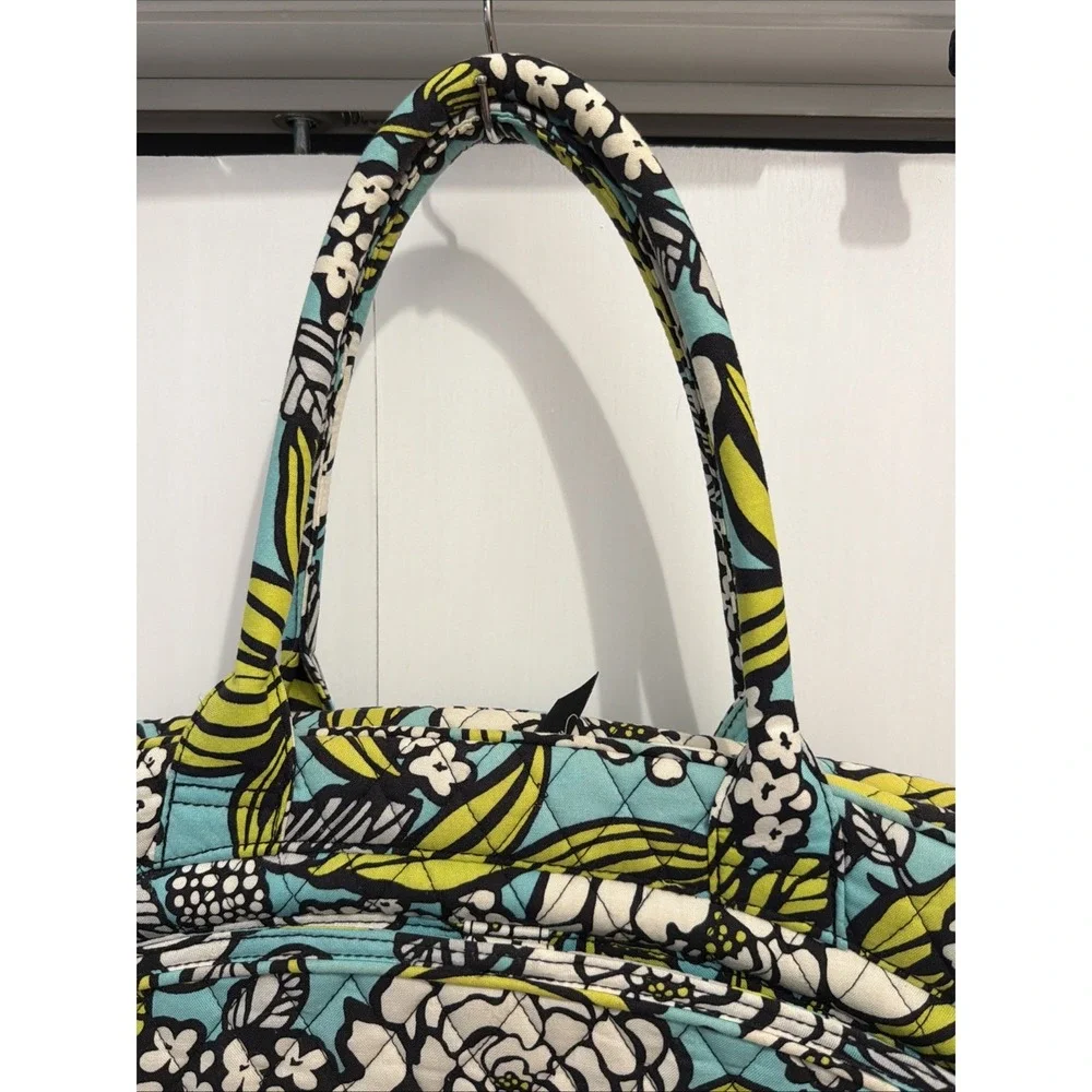 Vera Bradley 